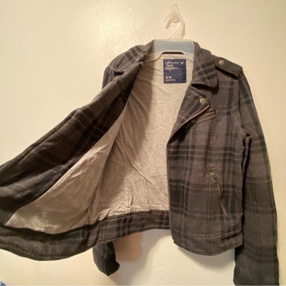 American Eagle Coat Women’s Size Medium Full Zip Pockets Sleeves Zip - Picture 9 of 13